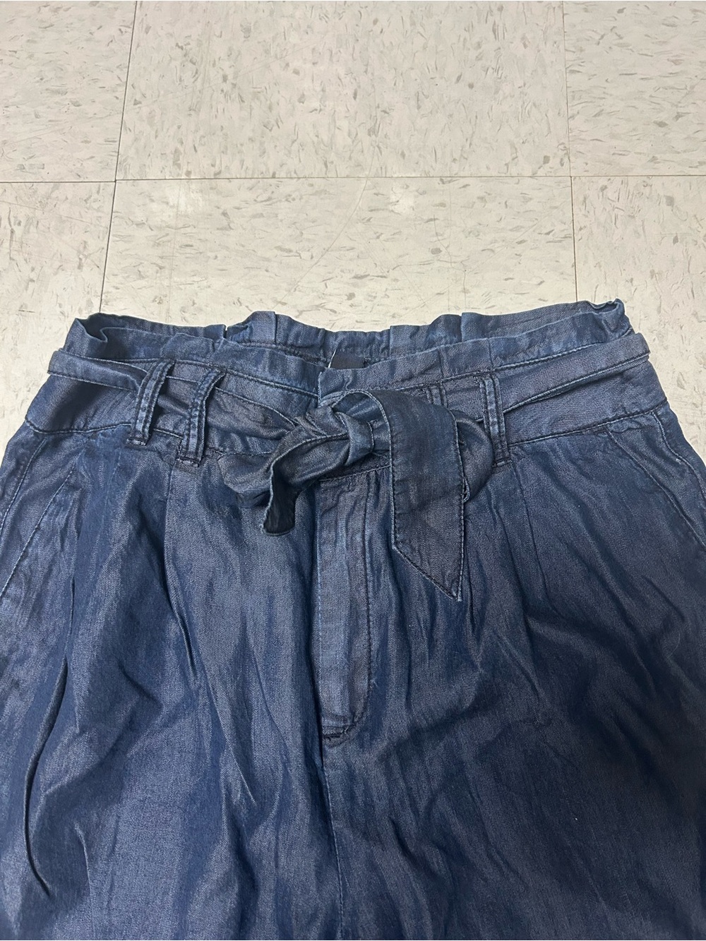 Gap Women’s 6R Tencel Lyocell Paperbag Waist Tie Belt Pants Navy Coastal - Picture 3 of 8